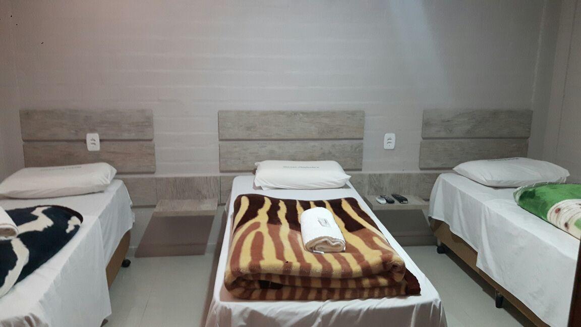 Hotel Pinheiro Крус-Алта Экстерьер фото
